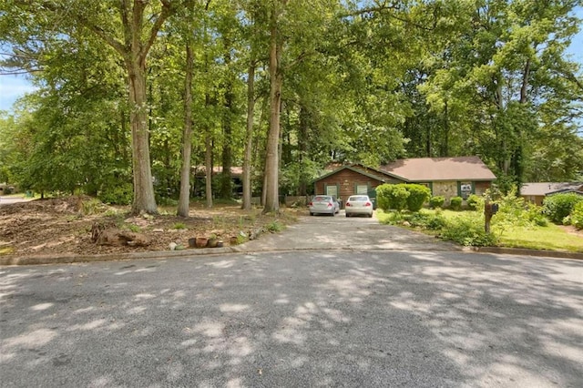652 Post Oak Rd, Jonesboro, GA 30238 - view of front of property featuring driveway