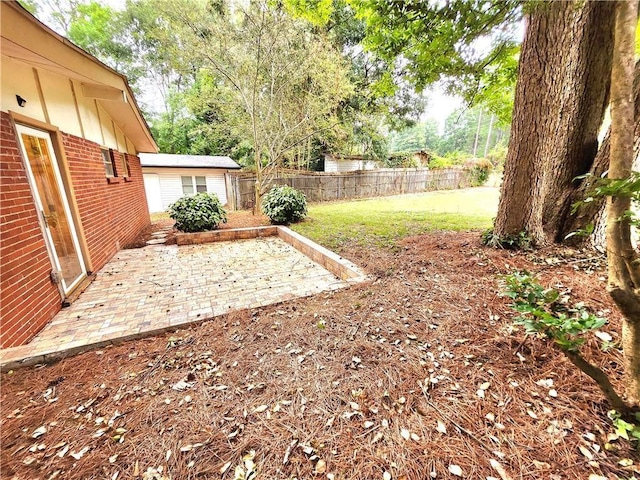 view of yard with a patio