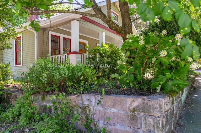 1405 May Ave SE, Atlanta, GA 30316 - view of side of home with a porch and a chimney