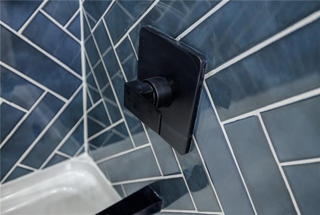 115 Dahlia Ave NW, Atlanta, GA 30314 - bathroom view of a shower and a tub