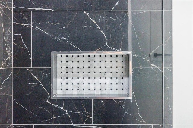 115 Dahlia Ave NW, Atlanta, GA 30314 - bathroom view