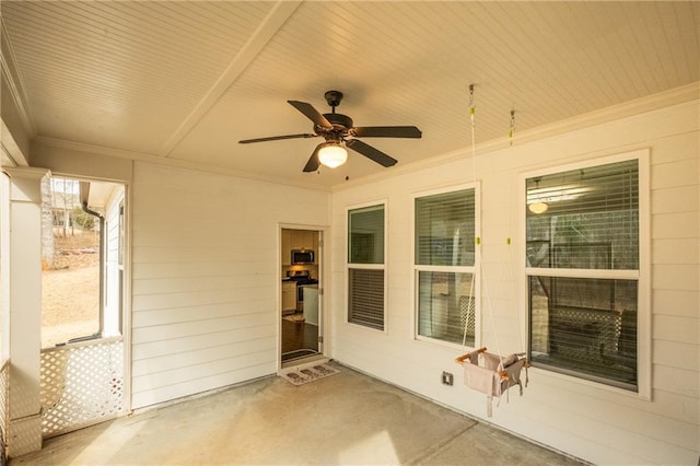 view of patio with ceiling fan