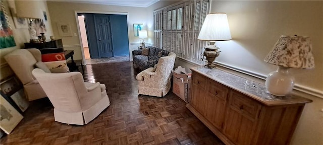 2600 Amberly Dr, Dunwoody, GA 30360 - living area with ornamental molding