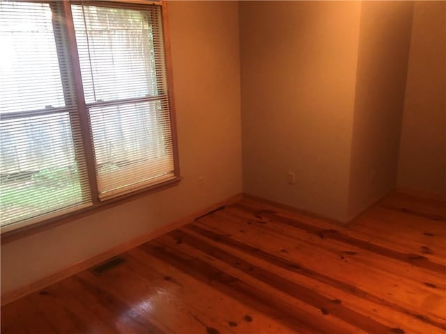 4744 Chickasaw Way SE, Acworth, GA 30102 - spare room with hardwood / wood-style floors and baseboards