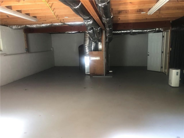 4744 Chickasaw Way SE, Acworth, GA 30102 - unfinished below grade area featuring heating unit