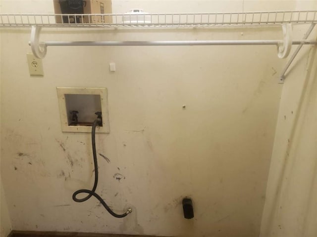 5927 Sherrie Ln, Powder Springs, GA 30127 - laundry area with laundry area and washer hookup