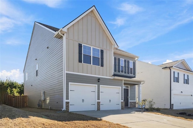 view of front of house featuring a garage