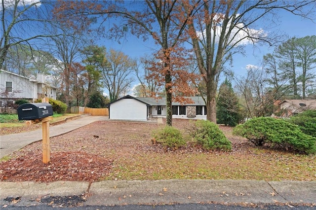 view of front of property