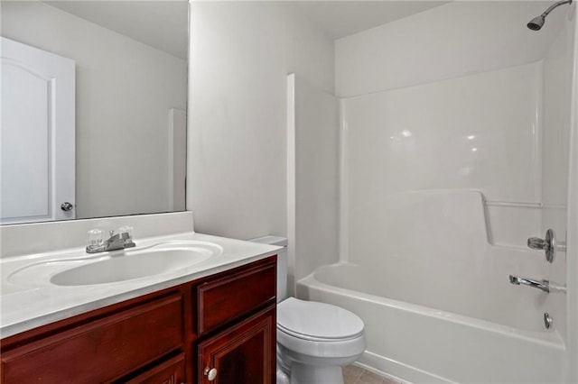 full bathroom with washtub / shower combination, vanity, and toilet