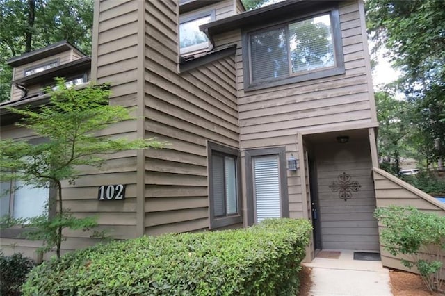 102 Cedar Chase Rd, Atlanta, GA 30324 - view of exterior entry