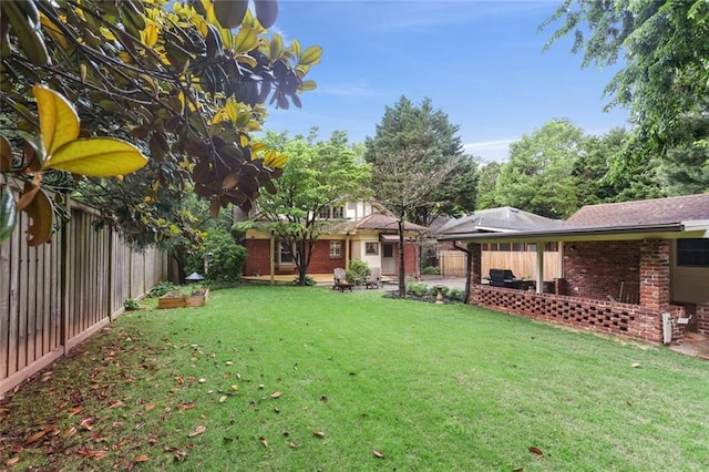 view of yard with a patio