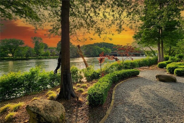 318 Sandy Springs Cir Unit 150, Atlanta, GA 30328 - view of home's community featuring a water view