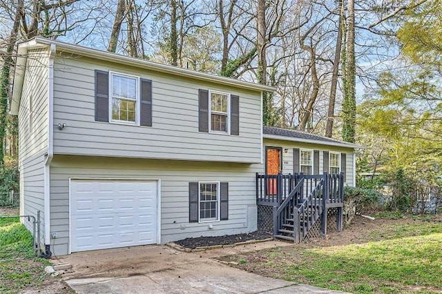 840 Wells Cir SE, Smyrna, GA 30080 - split level home featuring a garage and driveway