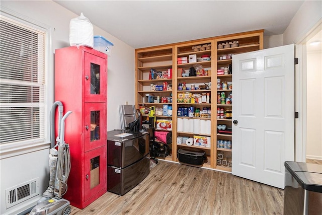 pantry featuring visible vents