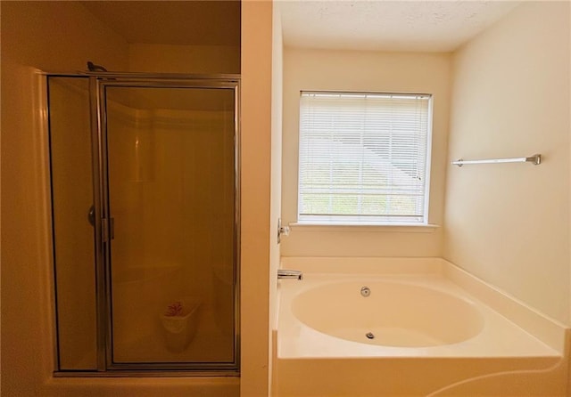 5421 Skylar Creek Ln, Buford, GA 30518 - full bath featuring a shower stall and a garden tub