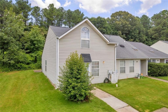 6178 Field Stone Dr, Douglasville, GA 30134 - view of front of home with a front yard