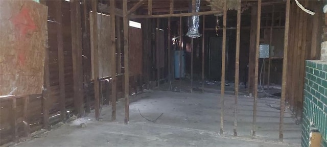 miscellaneous room with gas water heater