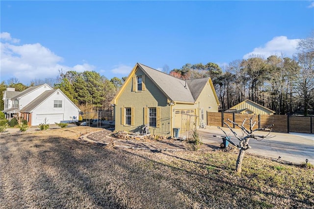 view of front of property with fence