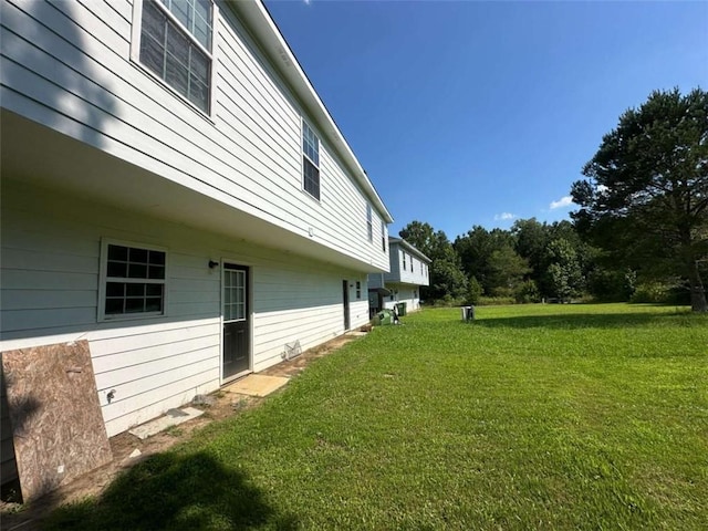 625 Mill Stone Blf Unit B, Monroe, GA 30655 - view of green lawn