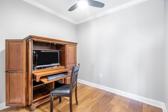 office area with crown molding, ceiling fan, and light hardwood / wood-style flooring