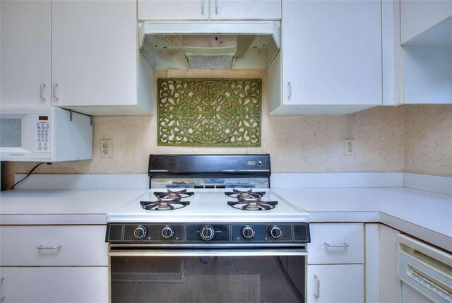 interior details featuring sink