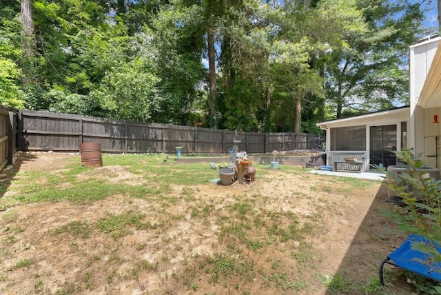 1467 Hewatt Rd, Lilburn, GA 30047 - fenced backyard featuring cooling unit