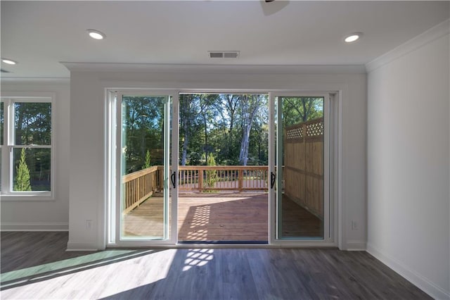 2260 Siskin Square Rd Unit 90, Duluth, GA 30096 - doorway featuring baseboards, ornamental molding, wood finished floors, and recessed lighting
