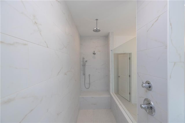 2260 Siskin Square Rd Unit 90, Duluth, GA 30096 - bathroom with a marble finish shower