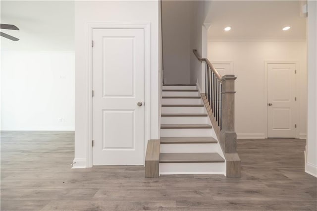 2260 Siskin Square Rd Unit 90, Duluth, GA 30096 - staircase featuring ceiling fan, baseboards, wood finished floors, recessed lighting, and crown molding