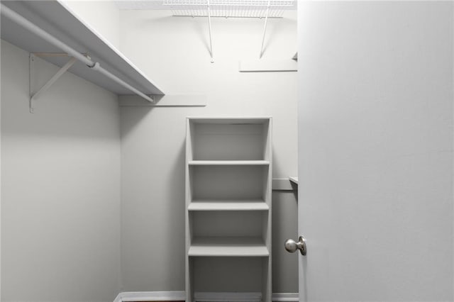 603 Summit N Dr NE Unit 603, Atlanta, GA 30324 - view of spacious closet