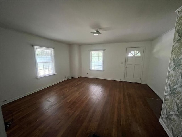 15 Liberty St, Gainesville, GA 30501 - foyer with wood finished floors and baseboards