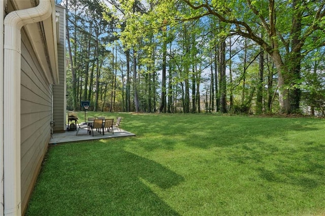 4147 Pinehurst Valley Dr, Decatur, GA 30034 - view of green lawn with a patio