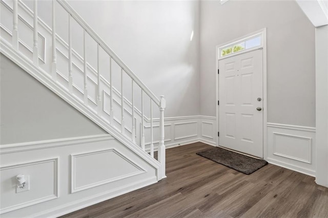 4147 Pinehurst Valley Dr, Decatur, GA 30034 - foyer with a decorative wall, stairway, wainscoting, and wood finished floors
