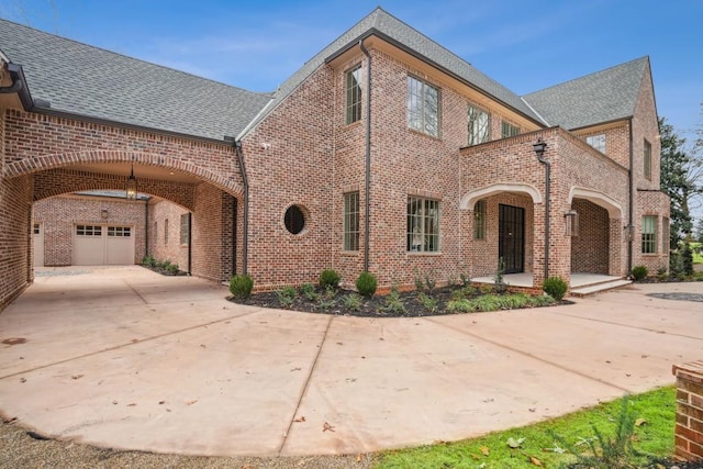 view of front of house featuring a carport