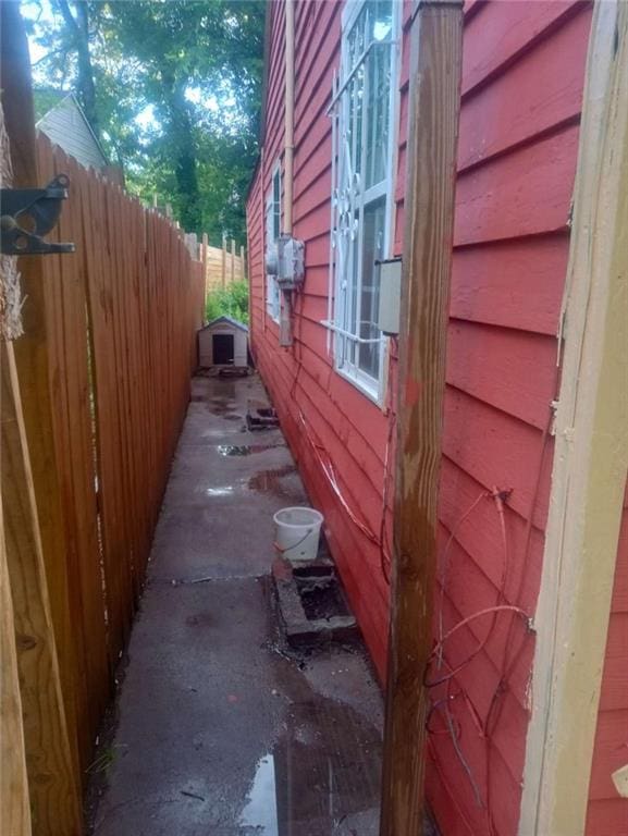 1105 Oak Knoll Ter, Atlanta, GA 30315 - view of side of home featuring fence and central AC unit