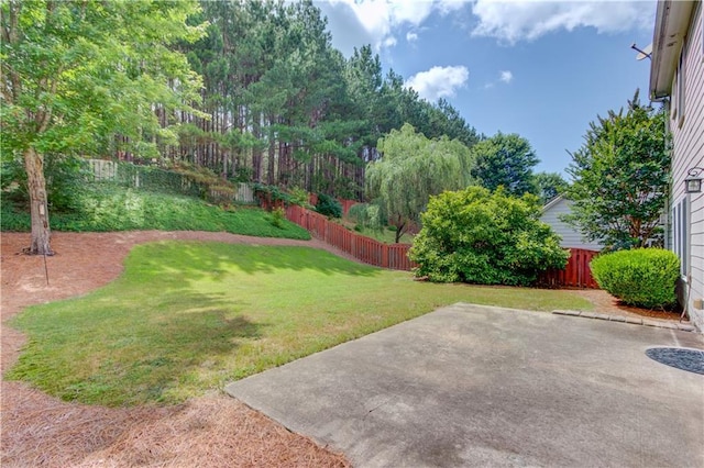 7653 Legacy Rd, Flowery Branch, GA 30542 - view of yard featuring a patio