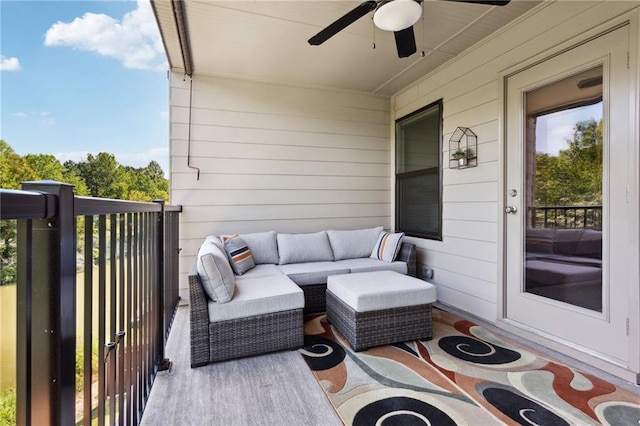 balcony featuring a ceiling fan