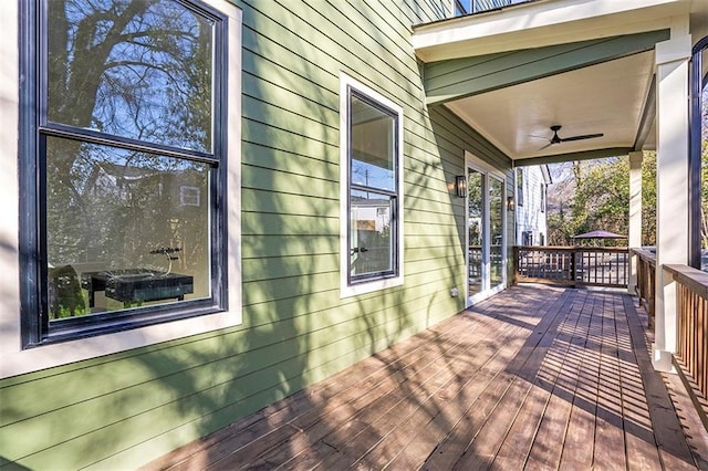 deck featuring ceiling fan