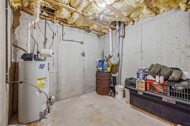 930 Brenau Point Dr, Gainesville, GA 30501 - unfinished below grade area featuring gas water heater