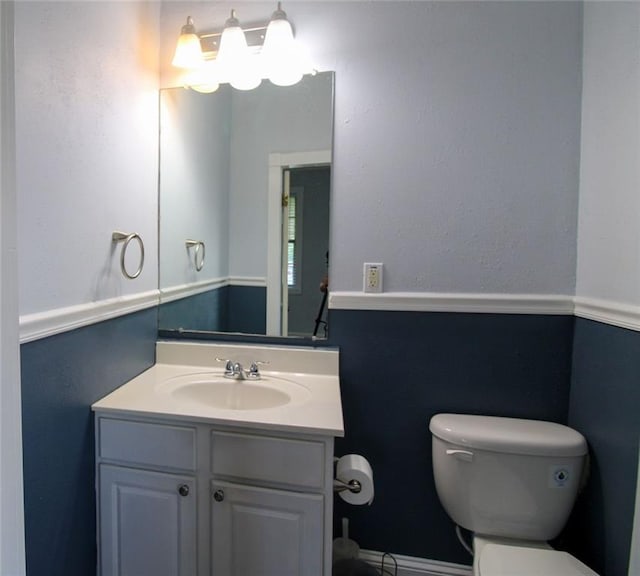 200 Litchfield St, Rockmart, GA 30153 - half bath featuring toilet and vanity