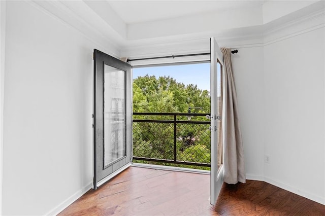 400 17th St NW Unit 1321, Atlanta, GA 30363 - spare room featuring wood finished floors and baseboards