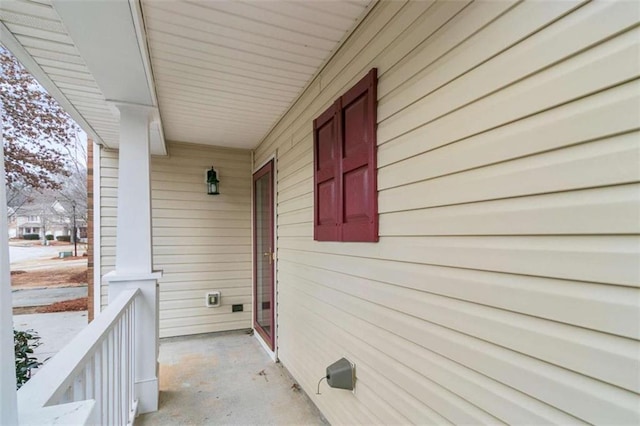 184 Darbys Crossing Ct, Hiram, GA 30141 - entrance to property with covered porch