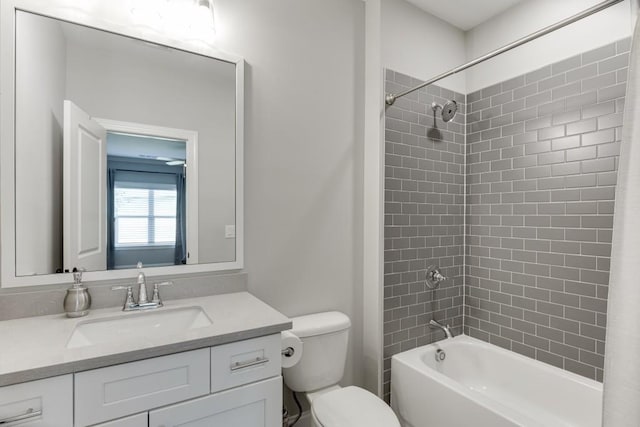 4781 Falling Brook Dr, Flowery Branch, GA 30542 - full bathroom with vanity, toilet, and shower / bath combo with shower curtain