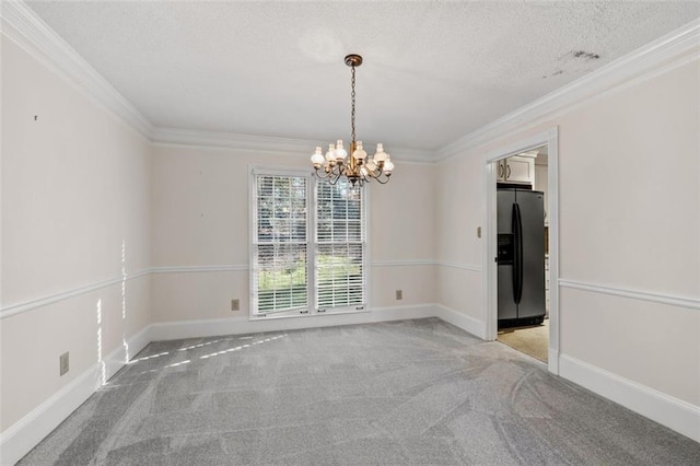 4116 River Cliff Chase SE, Marietta, GA 30067 - empty room featuring a notable chandelier, ornamental molding, visible vents, and light colored carpet