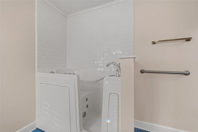 4116 River Cliff Chase SE, Marietta, GA 30067 - full bath with bath / shower combo with glass door and toilet