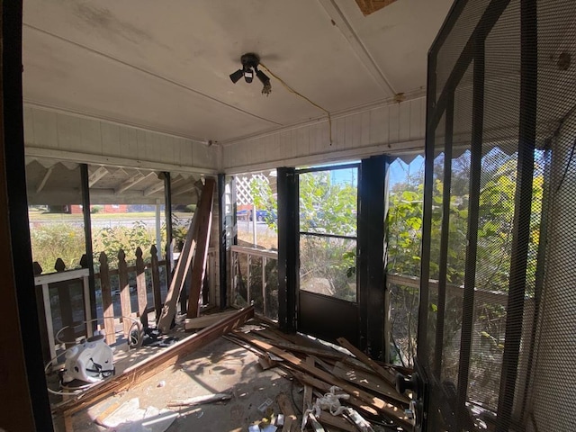 1111 Hartley St, Macon, GA 31206 - view of unfurnished sunroom