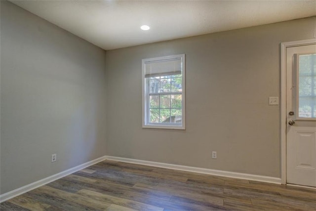 302 Atlanta Ave, Atlanta, GA 30315 - empty room featuring wood finished floors, baseboards, and recessed lighting