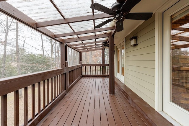 deck with ceiling fan