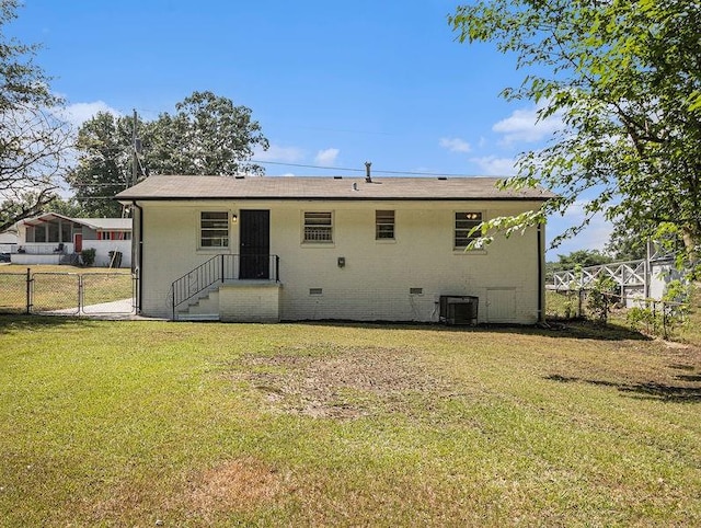 3453 Eisenhower Cir E, Atlanta, GA 30354 - rear view of house featuring central AC unit
