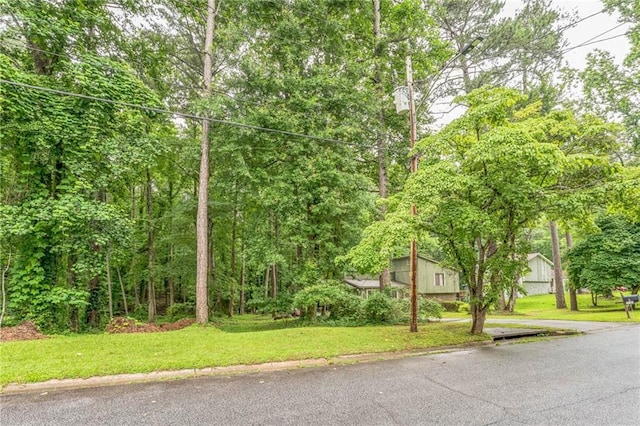480 Pineburr Ln, Stone Mountain, GA 30087